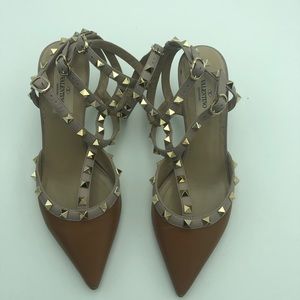 Valentino Rockstud Kitten Heel sz 38